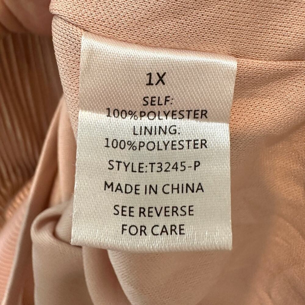 PIPER & SCOOT | Pink Sparkle Pleated Puff Sleeve Top | Size 1X - Picture 6 of 7